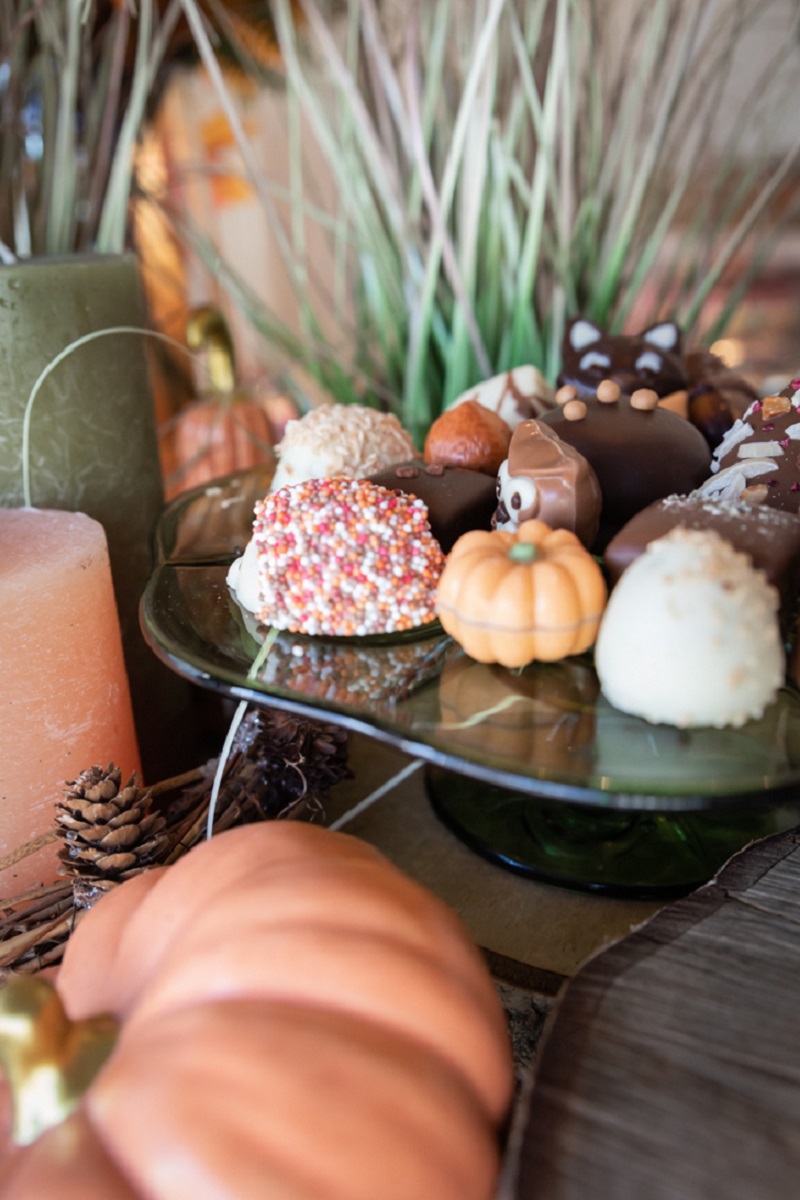 Herfst, chocolade, pompoentjes, praliné, nootjes